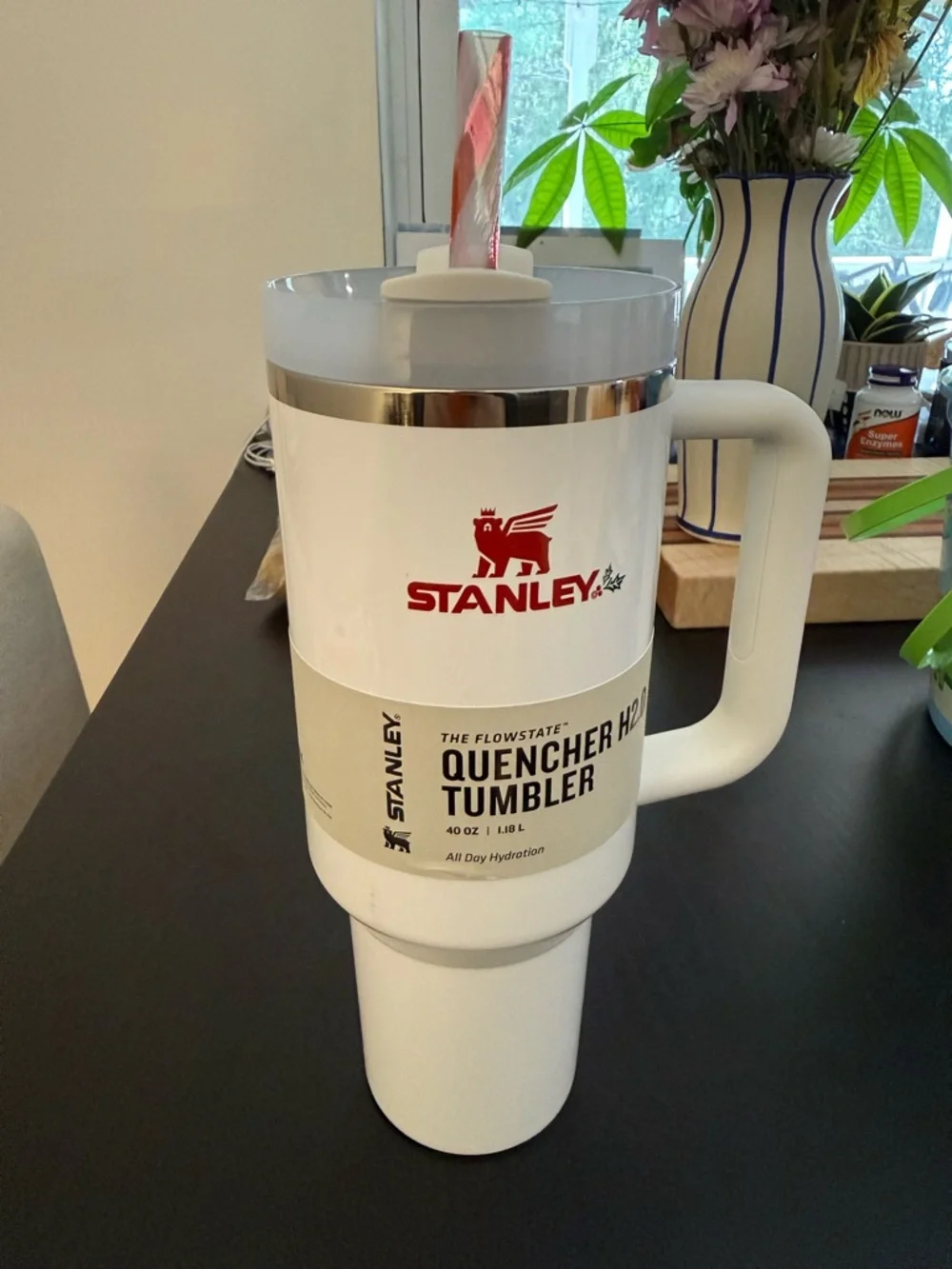 Stanley White Quencher Tumbler with Handle and Striped Straw - Picture 3 of 3